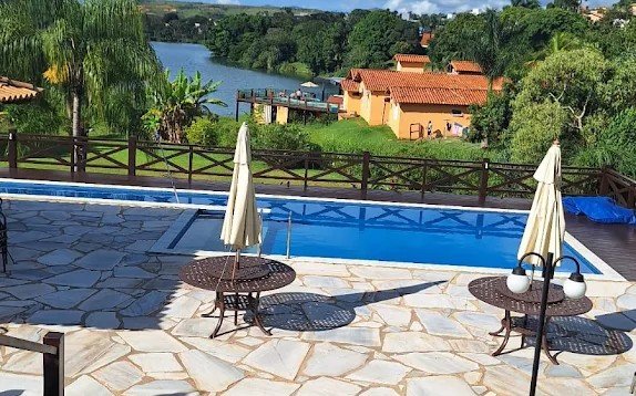 Casa com 8 suítes e Ar Condicionado em Escarpas do Lago