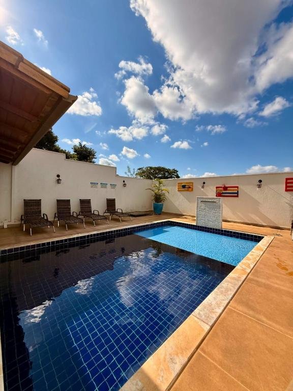 Pousada Excelente Preço nas Diárias com Piscina e Café da manhã